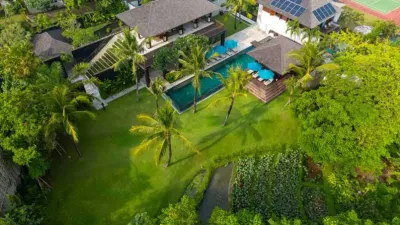 UPMmOZ1Q2bO6JnBl5LIHA4C3Bby7FC-metaRHJvbmUtbWFpbi12aWxsYS1BbWJhbGFtYS1sdXh1cnktdmlsbGEtNS04MDV4NDUzLmpwZyAoMSkud2VicA==-