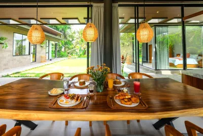 Casa-Cava-Kitchen-Dining-Luxury-Villa-Ubud-2