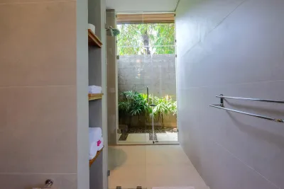 Casa-Cava-Bathroom-Luxury-Villa-Ubud-3
