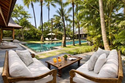 OUTDOOR-SITTING2-THE-SHAMBALA-LUXURY-VILLA-SEMINYAK-FOR-FAMILIES-4