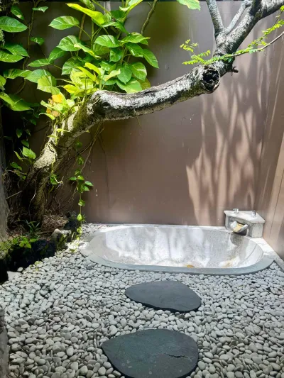 Bathroom-2-2-THE-SHAMBALA-LUXURY-VILLA-SEMINYAK-FOR-FAMILIES-1