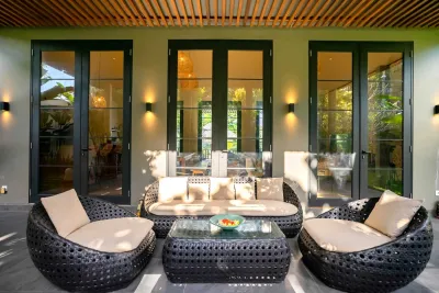 2nd-Outdoor-Living-Room-4