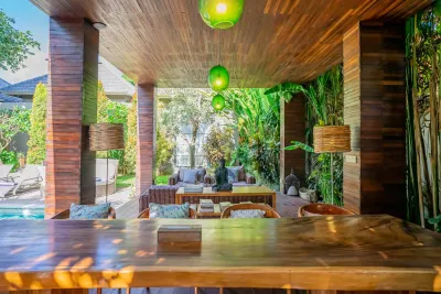 Outdoor-Living-Room-2