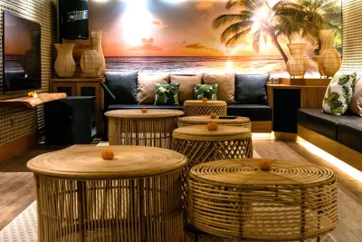 Tara-7bedrooms-luxury-villa-for-large-groups-Canggu-3-2