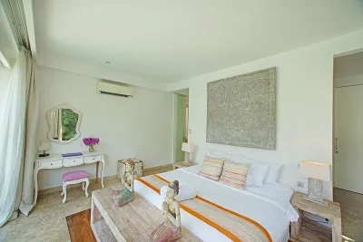 FAMILY-VILLA-CANGGU-BALI-MASTER-BEDROOM-2-1