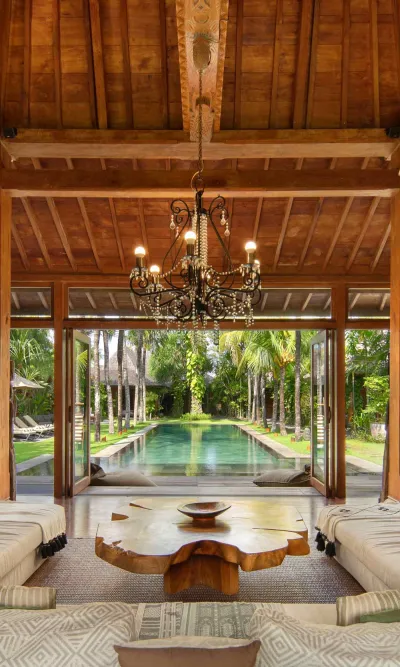 Livingroom-Center-THE-SHAMBALA-LUXURY-VILLA-SEMINYAK-FOR-FAMILIES