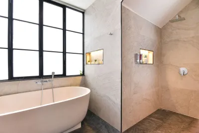 Villa-Verde-Luxury-Modern-Villa-Berawa-Canggu-Bali-10