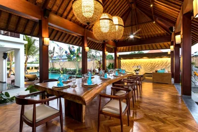 Tara-7bedrooms-luxury-villa-for-large-groups-Canggu-25-2