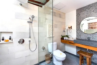 Tara-7bedrooms-luxury-villa-for-large-groups-Canggu-22-2