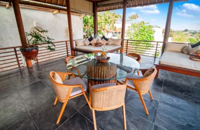 Living-room-on-the-back-2