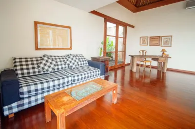 Master-bedroom-bathroom-2