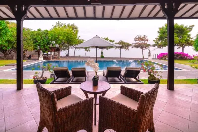 Dining-Area-Joglo-By-The-Beach-Pemuteran-Private-Villa-2