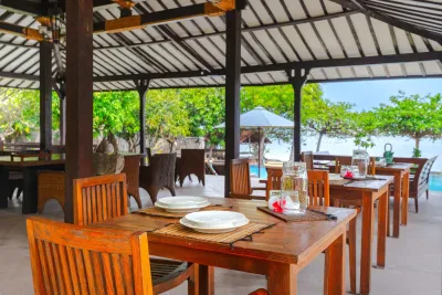 Dining-Area-Joglo-By-The-Beach-Pemuteran-Private-Villa-3