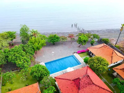 Pool-Joglo-By-The-Beach-Pemuteran-Private-Villa-9