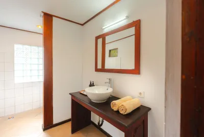 Villa-2-Bathroom-Joglo-By-The-Beach-Pemuteran-Private-Villa-11