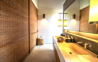 Bathrooms-other-4bedrooms-Ambalama-luxury-villa-2