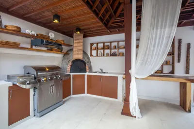 Luxury-6bed-Villa-Naty-Umalas-Bali-29