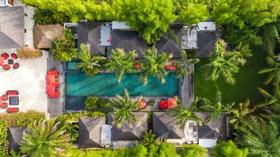 Exterior-Private-Luxury-Villa-Naty-Umalas-6