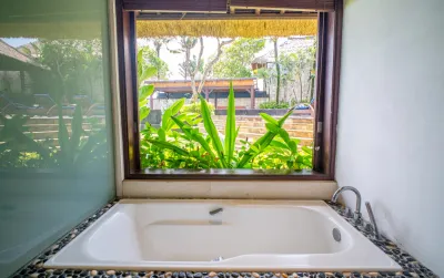 Bathroom-Luxury-Beachfront-Villa-Canggu-6