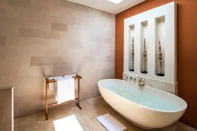 Bathroom-Luxury-Villa-Seminyak-3