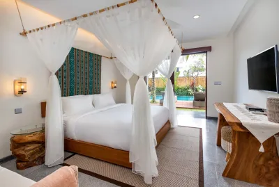 Lotus-5bedrooms-luxury-villa-Canggu-Bali-3