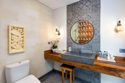 Lotus-5bedrooms-luxury-villa-Canggu-Bali-6