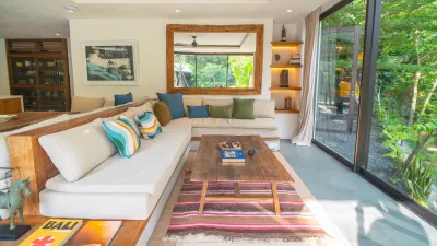 Living-Room-Luxury-5bed-Villa-Canggu-2