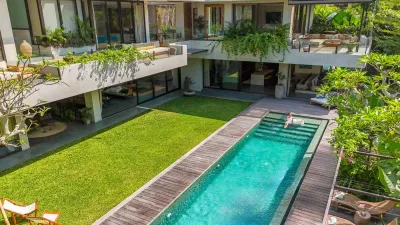 Pool-Luxury-Villa-Tumbak-Bayuh-Canggu-13