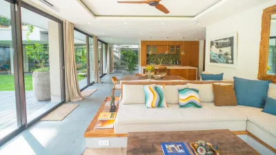 Living-Room-Luxury-5bed-Villa-Canggu-1