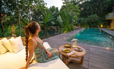Couch-by-the-Pool-Luxury-Villa-Tumbak-Bayuh-Canggu-3