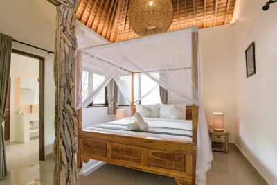 Ron-Ron-Batu-Bolong-Villa-6