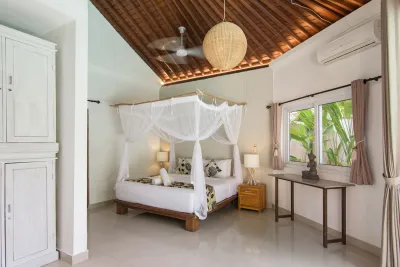 Ron-Ron-Batu-Bolong-villa-1