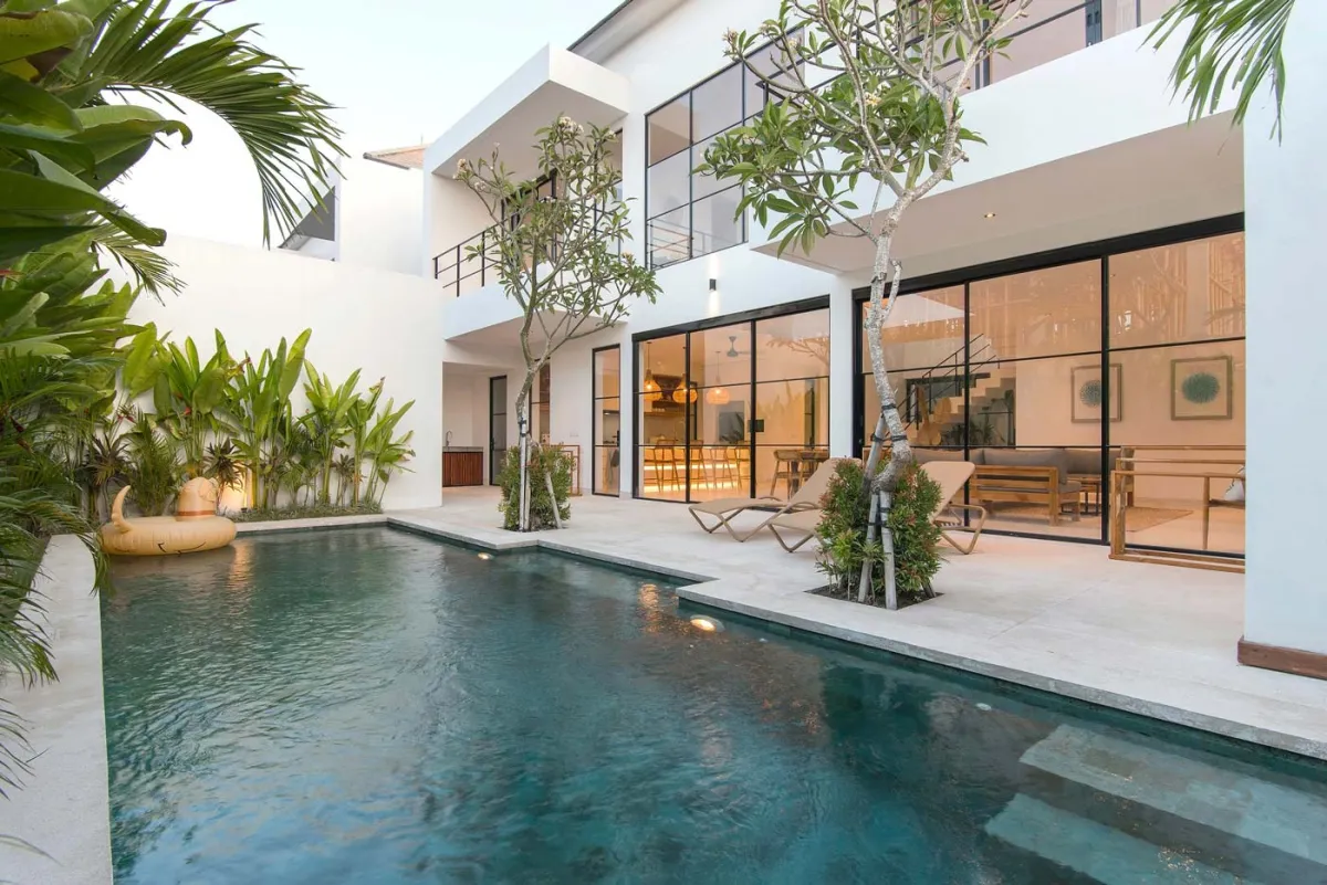 Pool-Villa-Sejarah-Luxury-Private-Villa-Umalas-12