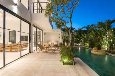 Pool-Villa-Sejarah-Luxury-Private-Villa-Umalas-9