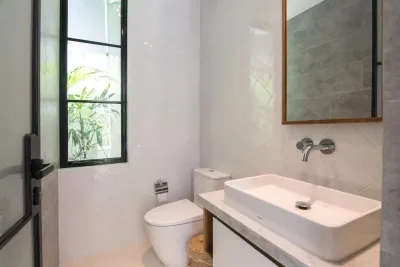 Bathroom-Villa-Sejarah-Luxury-Private-Villa-Umalas-9