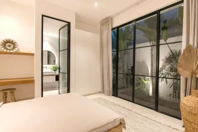 Bedroom-Villa-Sejarah-Luxury-Private-Villa-Umalas-16