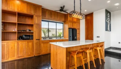 Dining-Kitchen-Private-Luxury-Villa-Merayu-Canggu-13