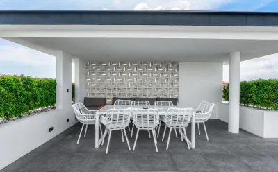 Rooftop-Private-Luxury-Villa-Merayu-Canggu-2