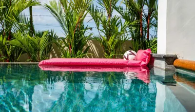 Pool-Private-Luxury-Villa-Merayu-Canggu-10