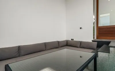 Pool-Private-Luxury-Villa-Merayu-Canggu-7