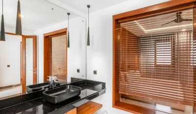 Bathroom-Private-Luxury-Villa-Merayu-Canggu-8