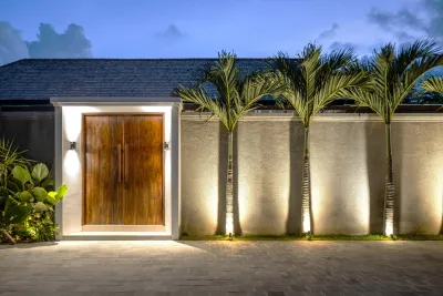 Exterior-Details-Villa-Gendang-Luxury-Private-Villa-Seminyak-1-1