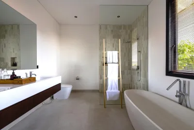 Bathroom-Villa-Gendang-Luxury-Private-Villa-Seminyak-3-1