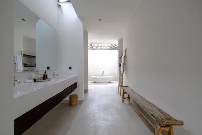 Bathroom-Villa-Gendang-Luxury-Private-Villa-Seminyak-7-1