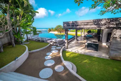 Garden-Luxury-Beach-Villa-Cemagi-3-1