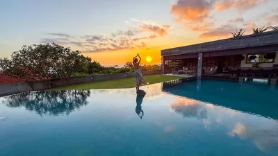 Pool-By-The-Beach-Luxury-Beach-Villa-Cemagi-6-2