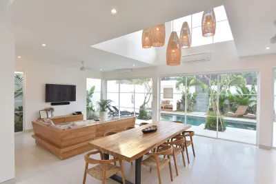 Villa-Cruz-Luxury-Modern-4bed-Villa-Berawa-Canggu-Bali-17