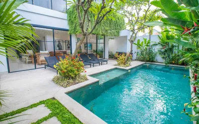 Under-The-Sun-New-Pool-Picturs-6