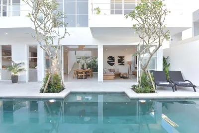 Villa-Cruz-Luxury-Modern-4bed-Villa-Berawa-Canggu-Bali-1