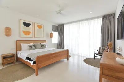 Villa-Cruz-Luxury-Modern-4bed-Villa-Berawa-Canggu-Bali-10